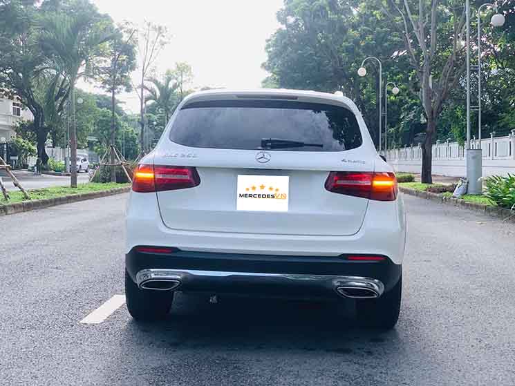 Đánh giá xe Mercedes-Benz GLC 250 4MATIC 2017