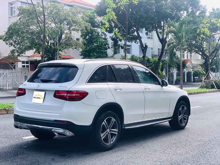 Đánh giá xe Mercedes-Benz GLC 250 4MATIC 2017