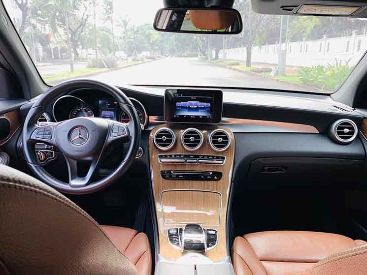 Đánh giá xe Mercedes-Benz GLC 250 4MATIC 2017