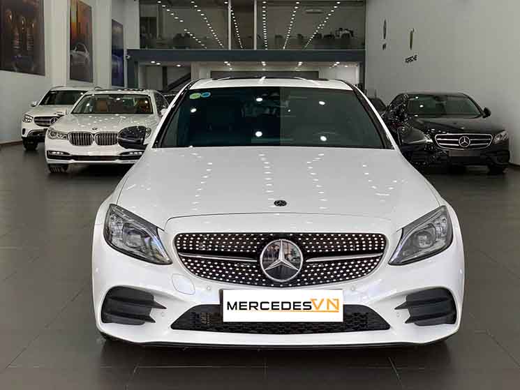 3 Chiếc Mercedes màu trắng sang trọng 2018  Đại lý chính hãng MercedesBenz  Hà Nội