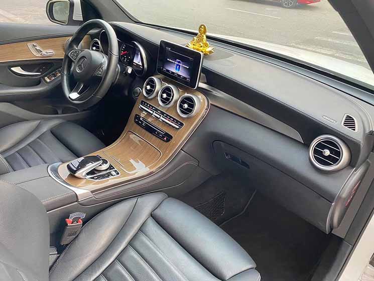 132  Mercedes Benz GLC250 2018 bs VIP 88368