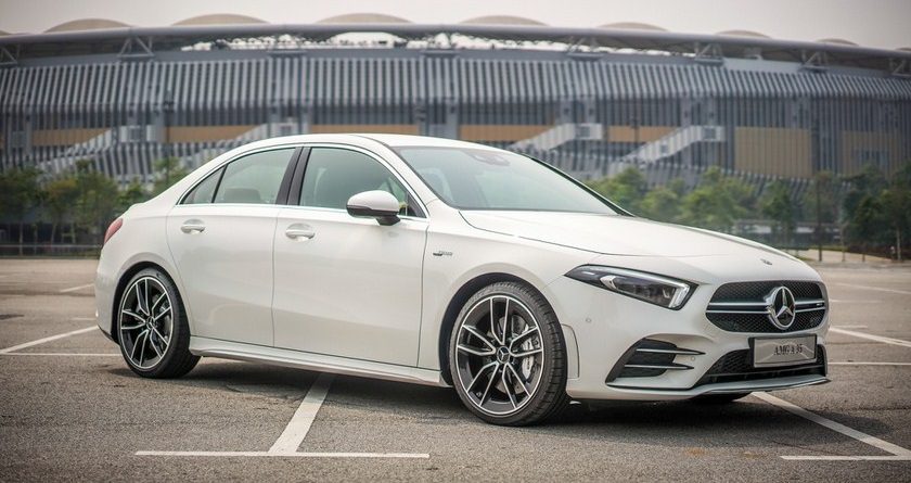 Đánh giá xe Mercedes-AMG A 35 4Matic 2021