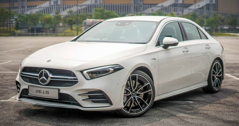 Đánh giá xe Mercedes-AMG A 35 4Matic 2021