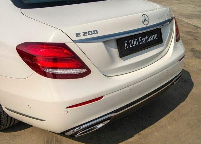 Đánh giá xe Mercedes-Benz E200 Exclusive 2021