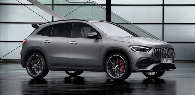 Đánh giá xe Mercedes-AMG GLA 45 4MATIC 2021