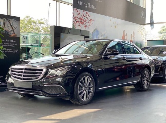 Đánh giá xe Mercedes-Benz E200 Exclusive 2021