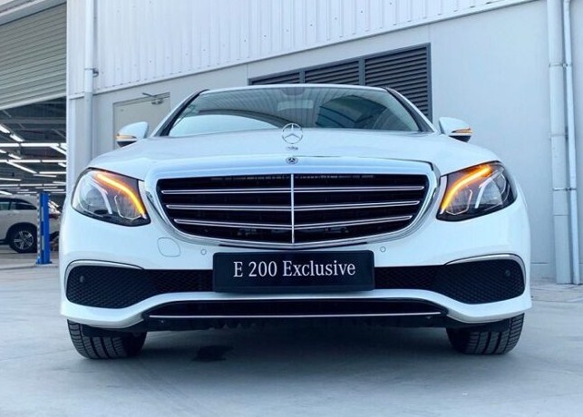 Đánh giá xe Mercedes-Benz E200 Exclusive 2021