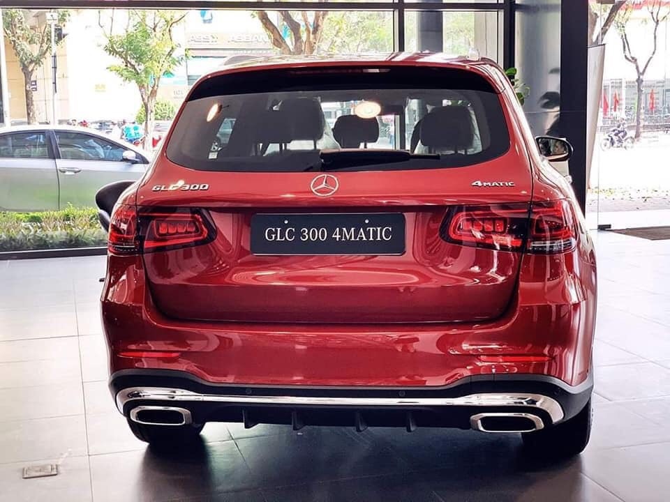 Đánh giá xe Mercedes-Benz GLC 300 4MATIC 2021 (1)