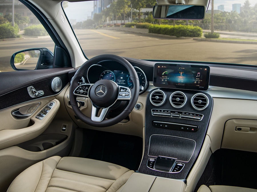 Đánh giá xe Mercedes-Benz GLC 300 4MATIC 2021 (1)