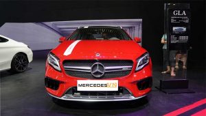 Mercedes AMG GLA 45 4MATIC 2019 màu Đỏ