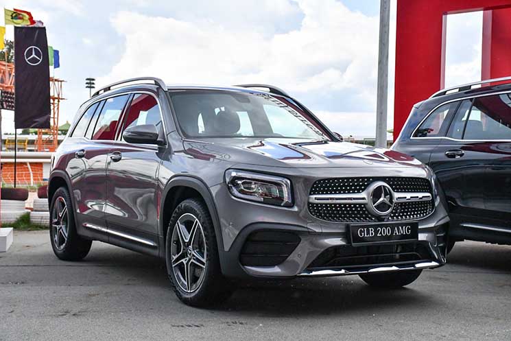 Mercedes GLB 200 AMG 2020 màu Xám mới ra mắt
