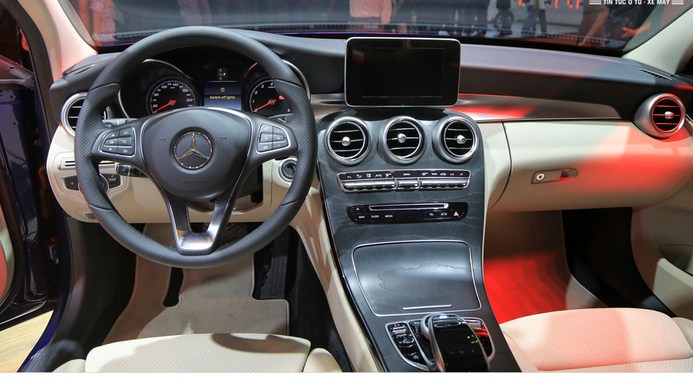 Đánh giá Xe Mercedes-Benz C200 2017 chính hãng
