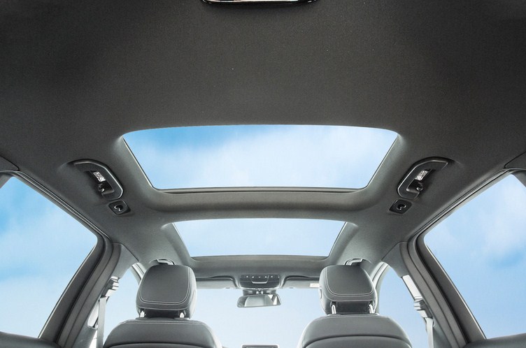 Đánh giá xe Mercedes-Benz GLC 300 4Matic 2017