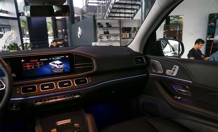 Đánh giá xe Mercedes-Benz GLE 450 4MATIC 2020