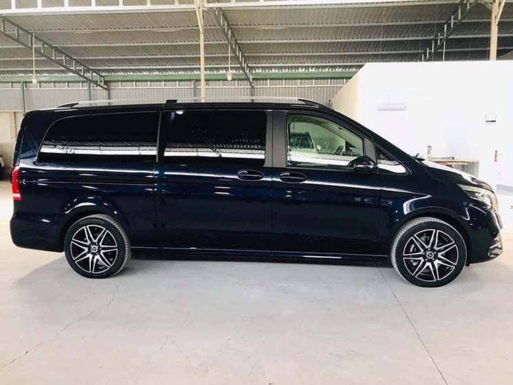 Đánh giá xe Mercedes-Benz V250 AMG 2020