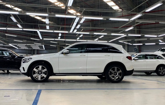 Đánh giá xe Mercedes-Benz GLC 200 4Matic 2020