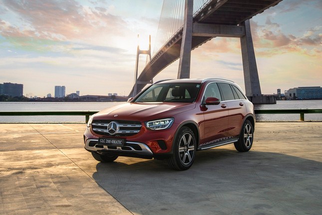 Đánh giá xe Mercedes-Benz GLC 200 4Matic 2020