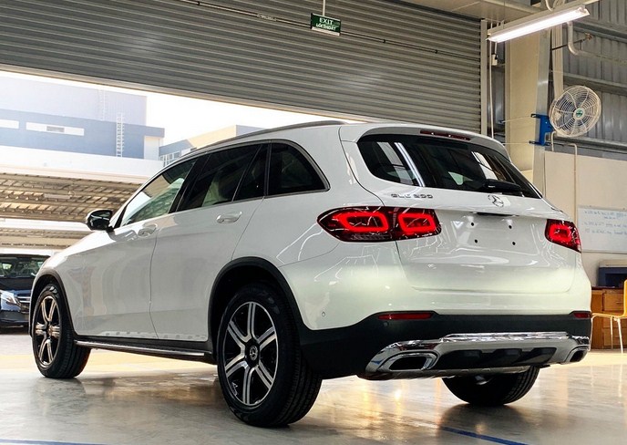 Đánh giá xe Mercedes-Benz GLC 200 4Matic 2020
